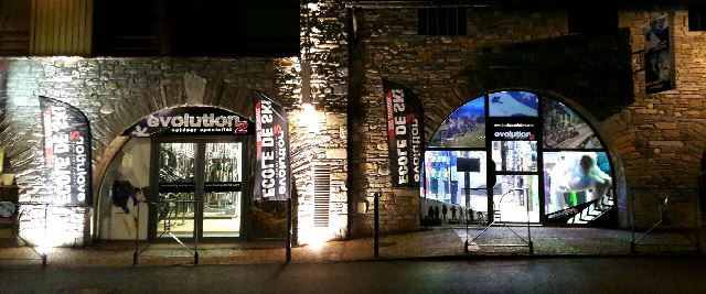 EVOLUTION 2 "OUTDOOR SPECIALIST" LA BOUTIQUE