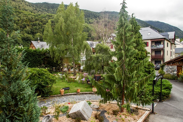 HOTEL MIR - VUE DEPUIS BALCON COSY