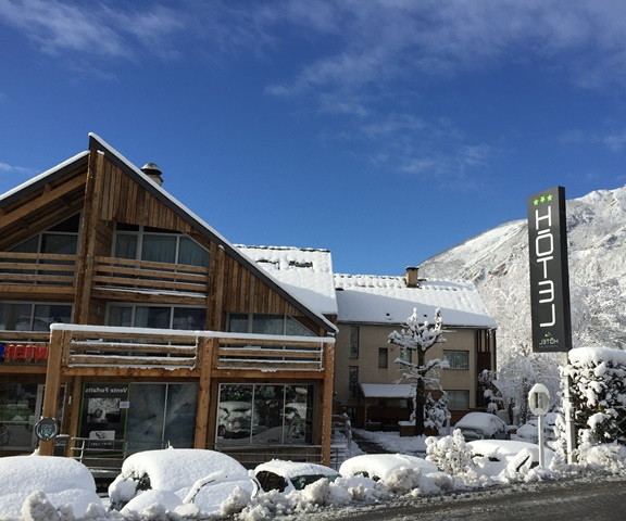 NESTE DE JADE EXT NEIGE 01-2017