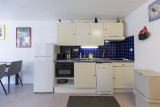 LOCATION_SAINTLARY_T2+_VILLAGE_HYPERCENTRE_CUISINE_INTEGREE_SUREQUIPEE_FRIGO_CONGELO_PRATIQUE_FAMILLE_COUPLE_ETE_HIVER