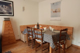 TRICHET-CLOS DU MOULIN A11-TABLE
