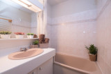 _clients_106517002_photos_122j_7362289