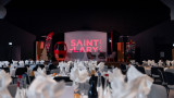 espace-lumiere-repas-tables-rondes-2-7462737