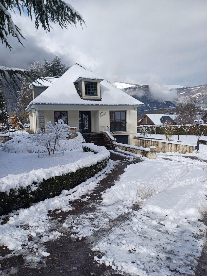 13 Maison sous la neige web