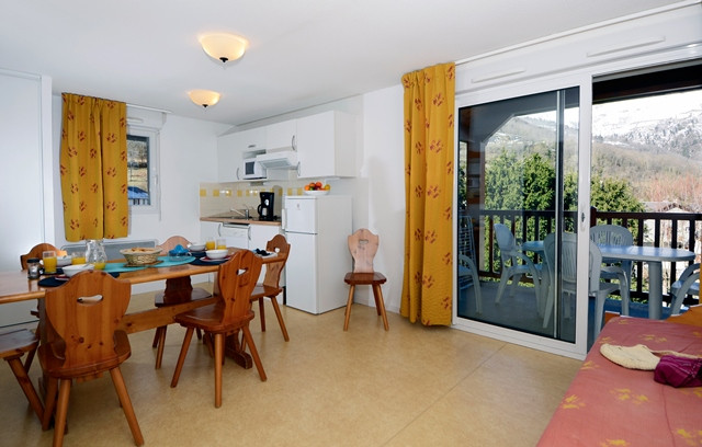 2640-saint-lary-soleil-daure-4p8-salon2-web-272535