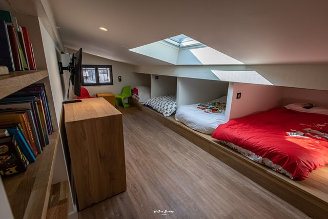 BRUN Chalet Cocoon @Birrien chambre compartiments lits en 80 web