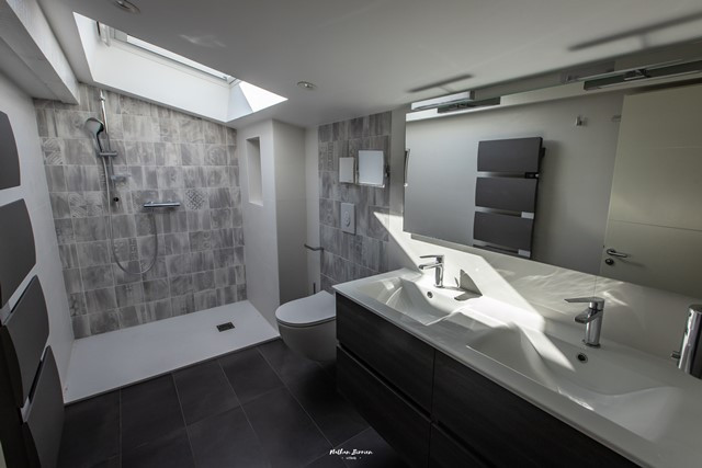 BRUN Chalet Cocoon @Birrien salle de bain WEB