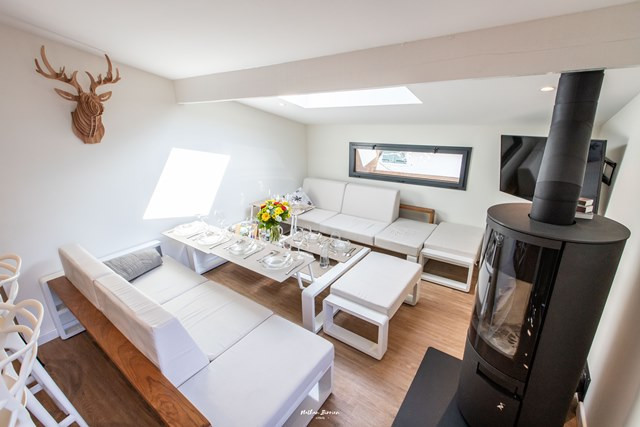 BRUN Chalet Cocoon @Birrien salon WEB