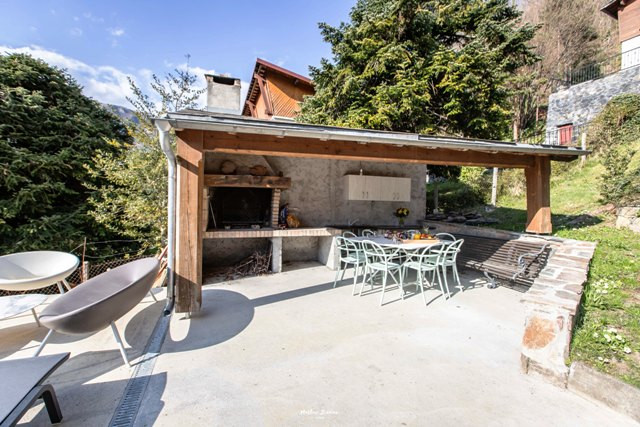 BRUN Chalet Comfort @Birrien cuisine extérieure