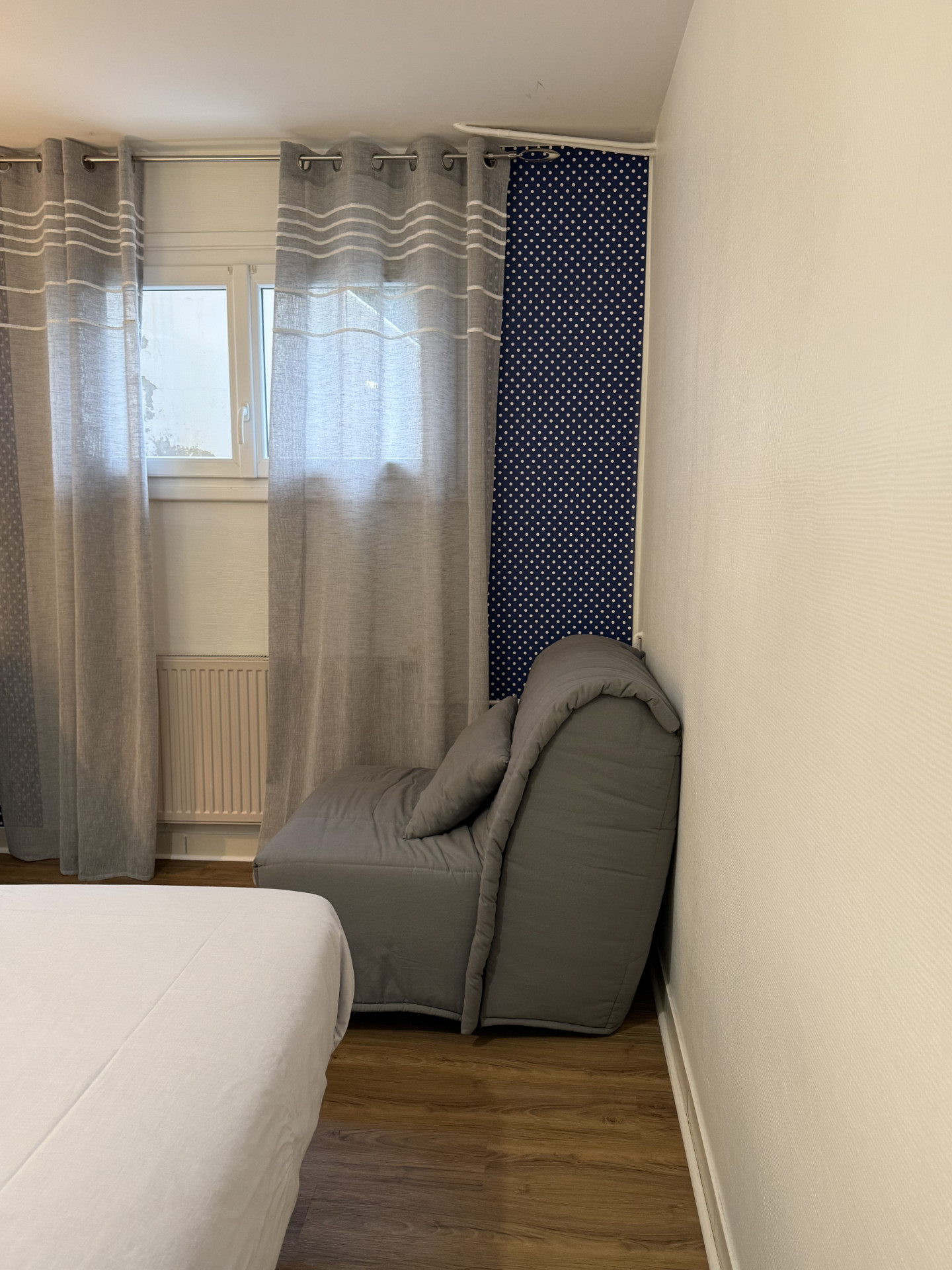 BZ 1 place Chambre 2