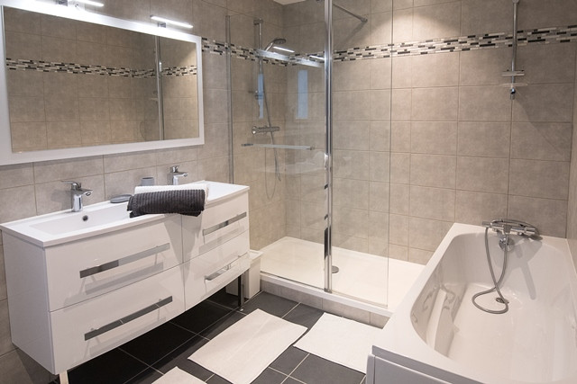 GAUBERT Maison Lou Prat SDB2 WEB