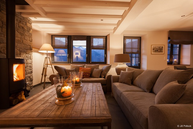 HAUTS ST LARY SAILHAN-GITE NEOUVIELLE SALON