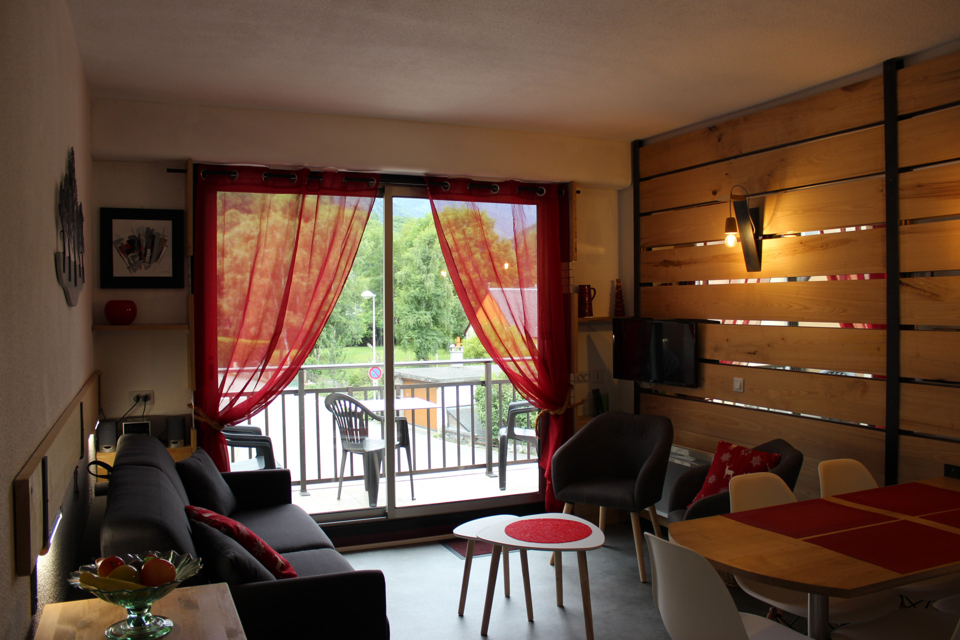 LEGRAS-LA TOUR A 19-SALON