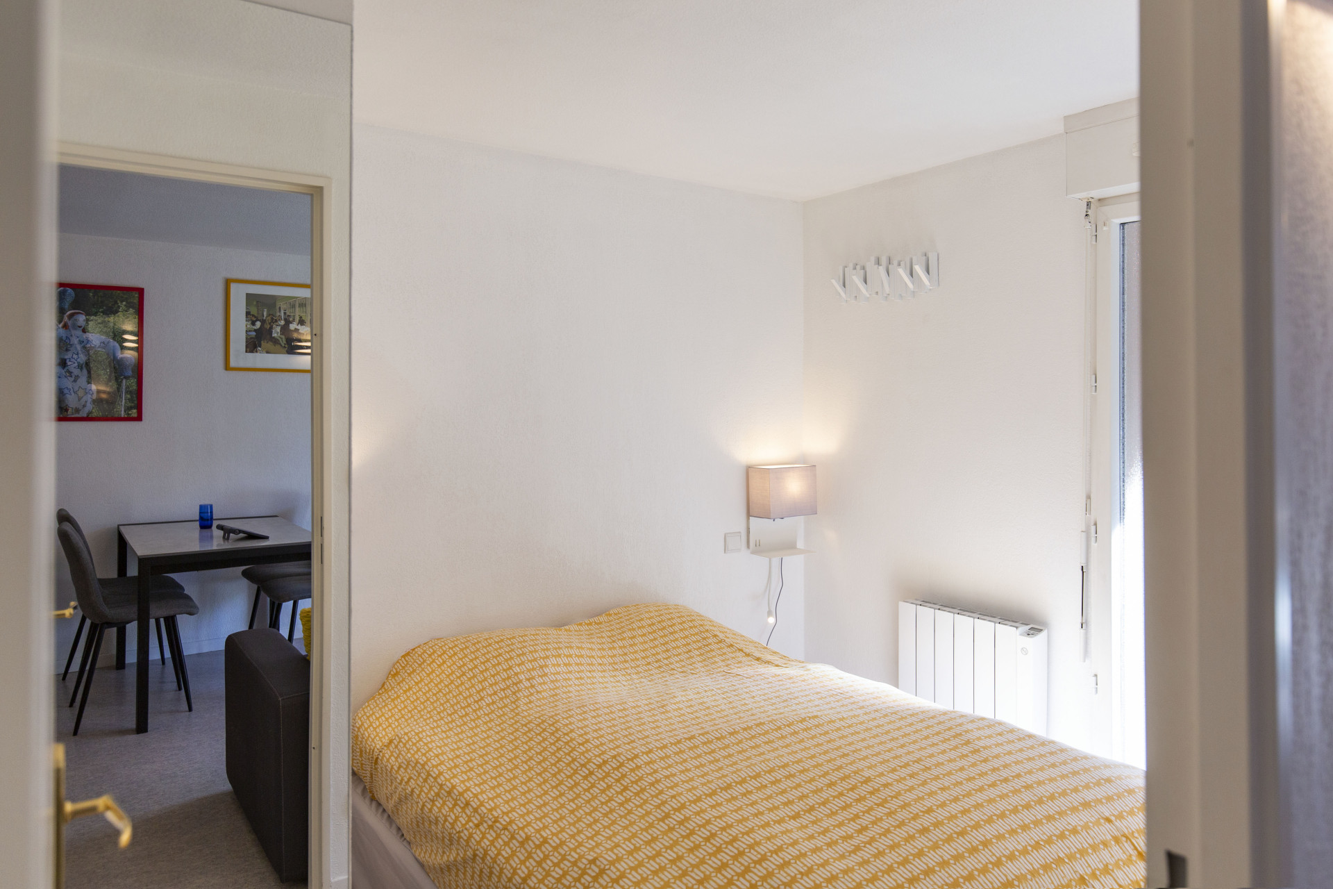 LOCATION_SAINTLARY_T2+_VILLAGE_HYPERCENTRE_CHAMBRE_WIFI_COSY_BALCON_FAMILLE_COUPLE