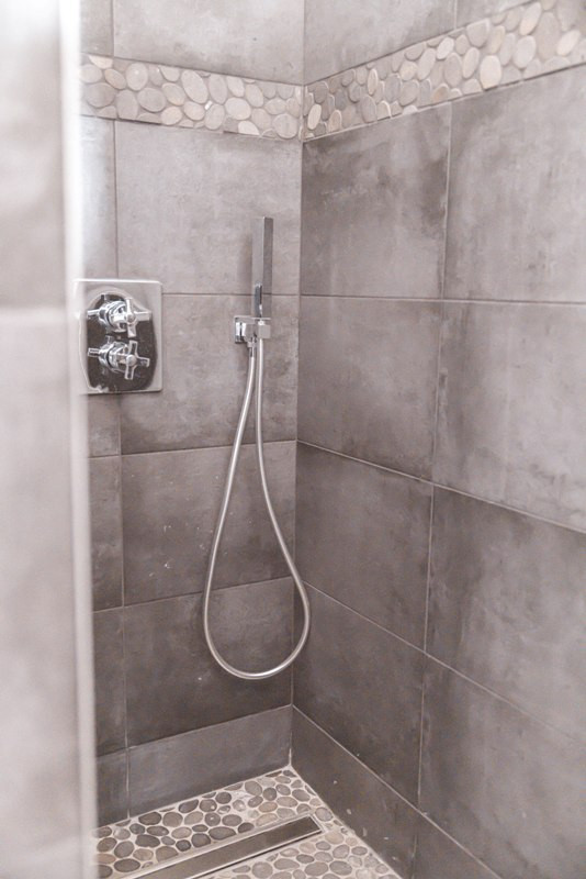 Les Hauts de St Lary Consaterre web salle de bains