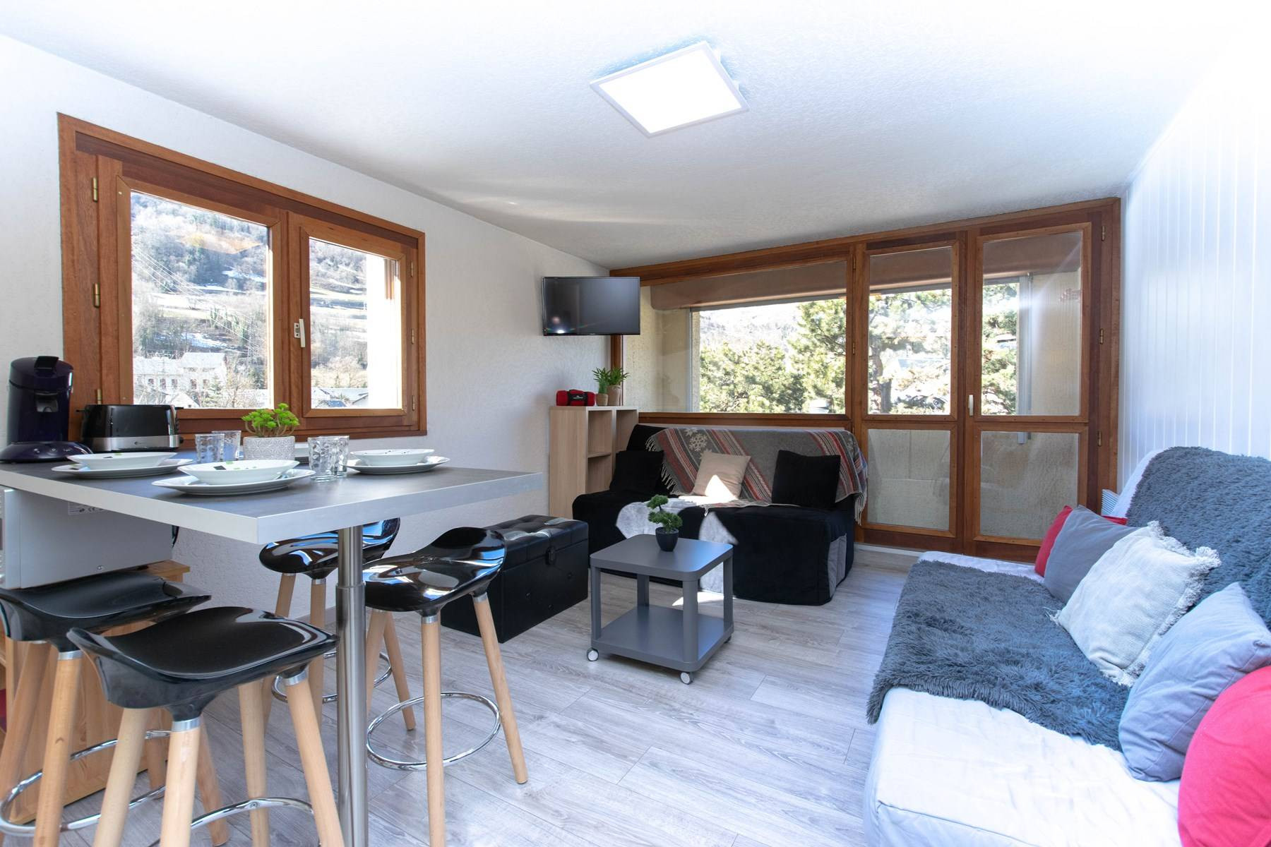 _clients_106517002_photos_337f_8001768