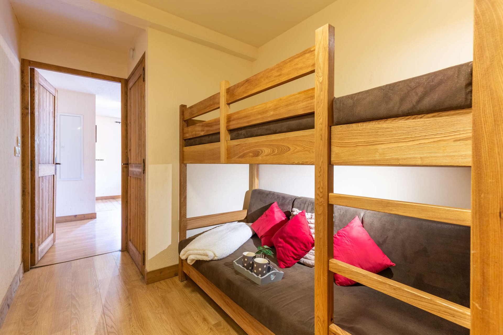 _clients_106517002_photos_494b_7984688