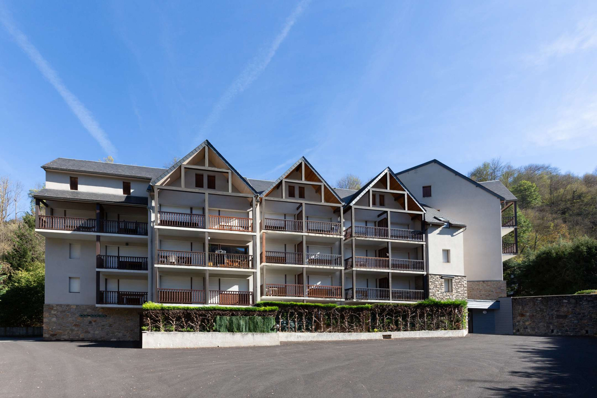 _clients_106517002_photos_530l_7652206 _clients_106517002_photos_530l_7652206