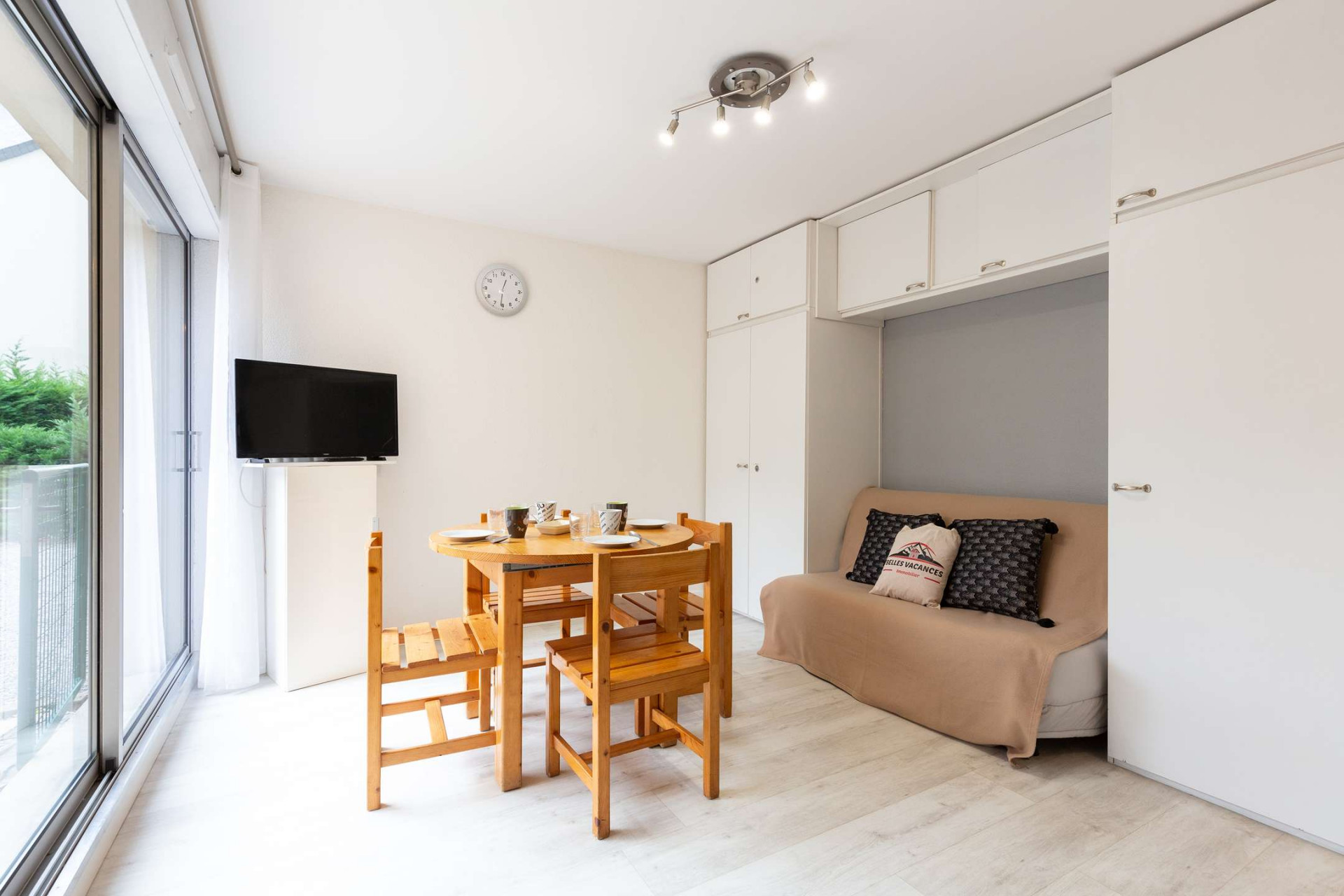 _clients_106517002_photos_532b_8559532