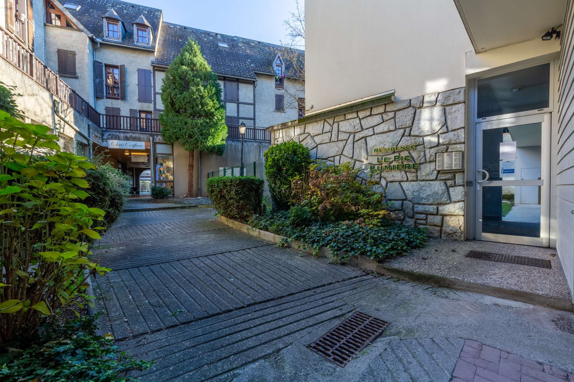 _clients_106517002_photos_549i_7724040