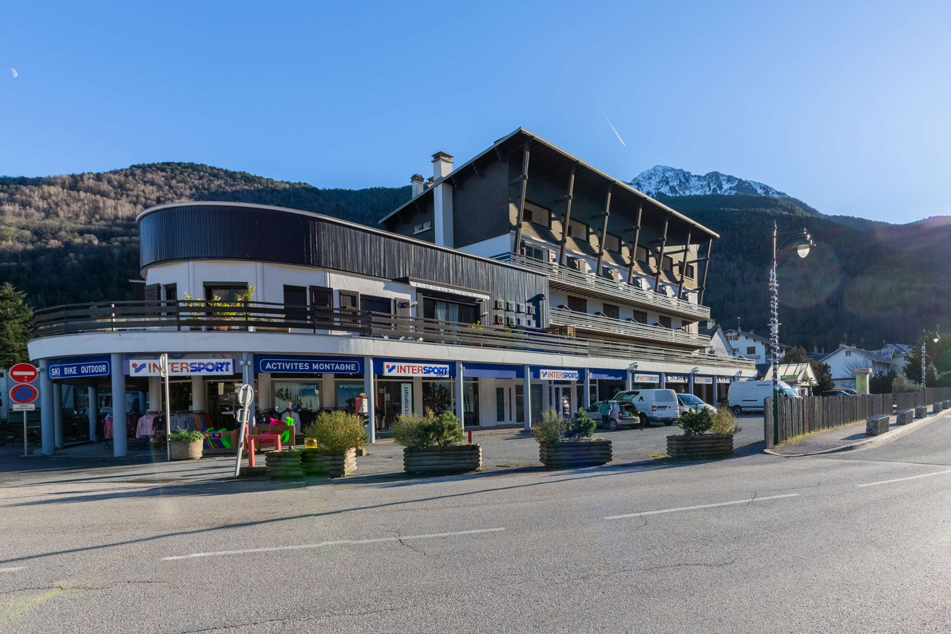 _clients_106517002_photos_549k_8637717