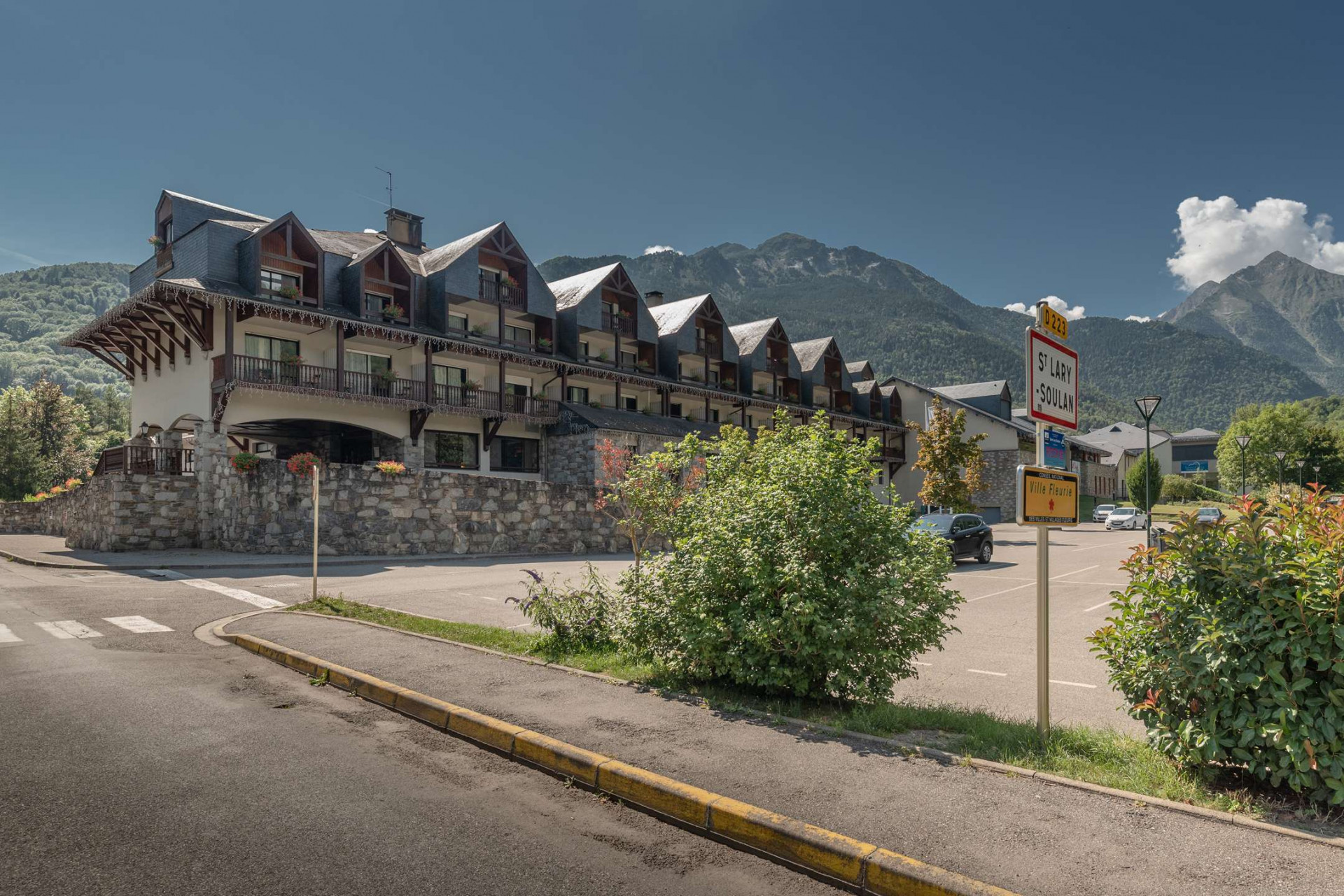 _clients_106517002_photos_551s_8601781 _clients_106517002_photos_551s_8601781