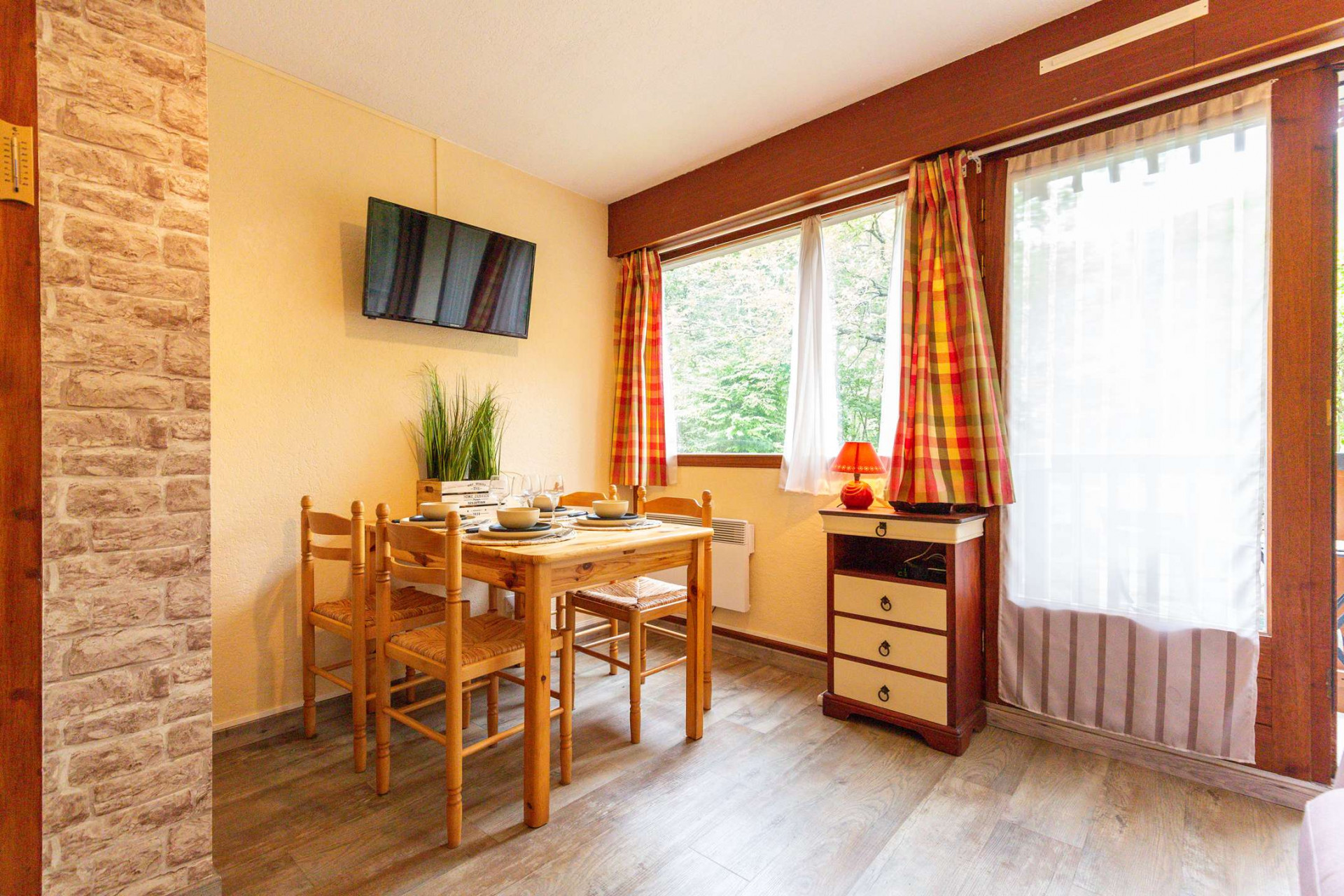 _clients_106517002_photos_554e_8553822