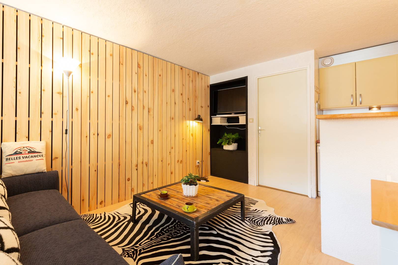 _clients_106517002_photos_570c_7736235 _clients_106517002_photos_570c_7736235