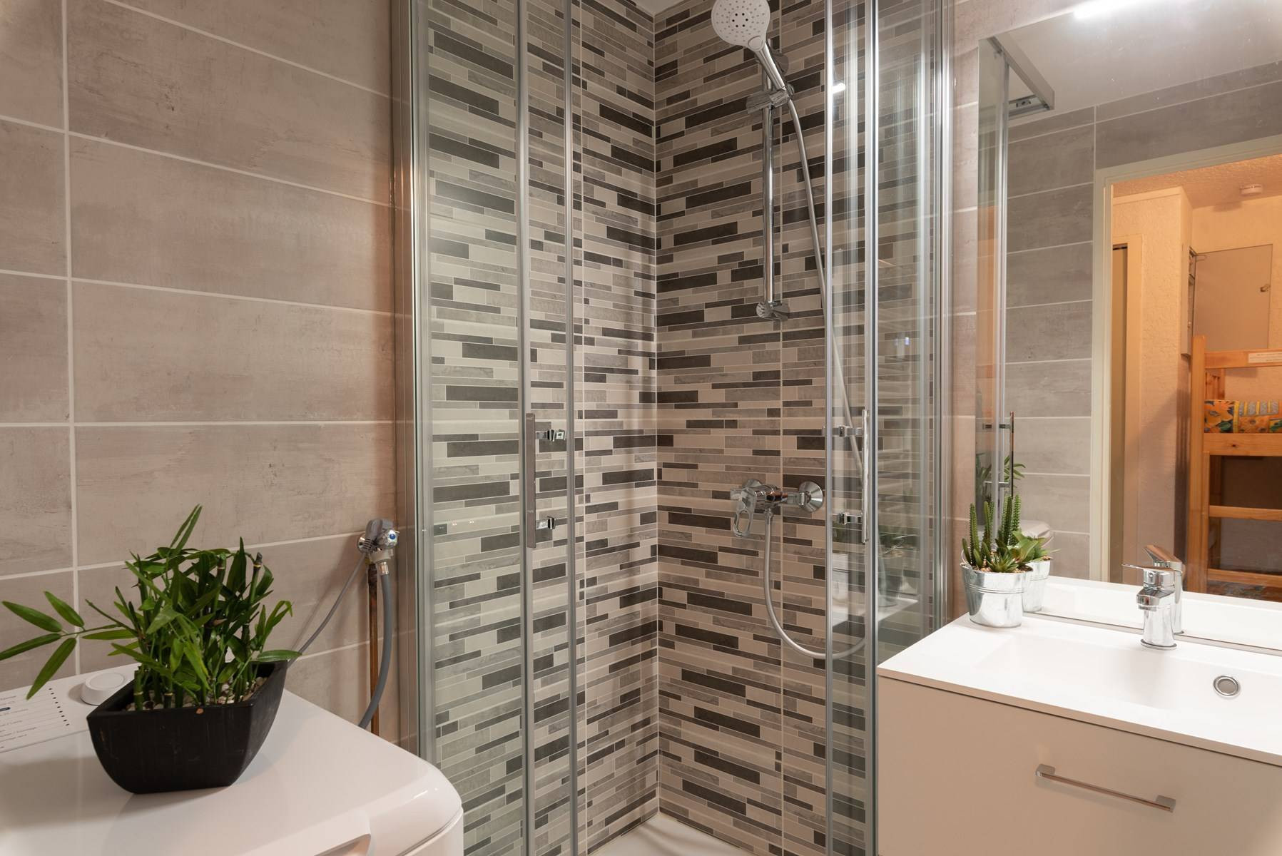 _clients_106517002_photos_615i_8656367