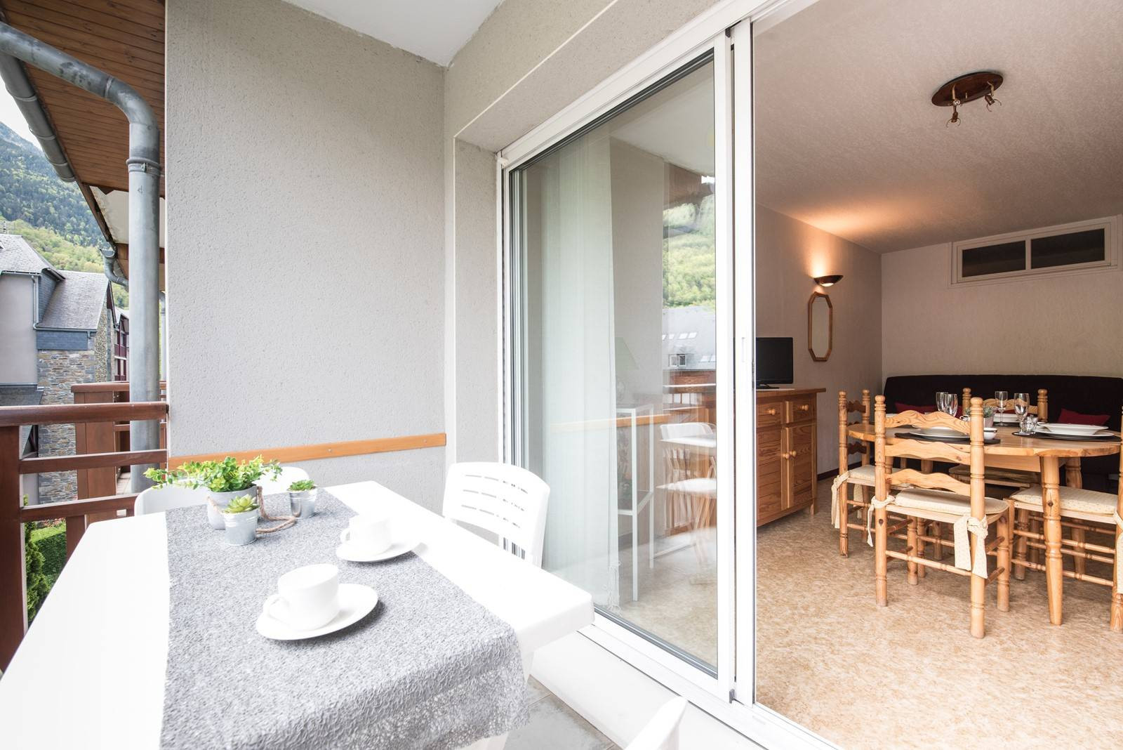 _clients_106517002_photos_61i_8284211