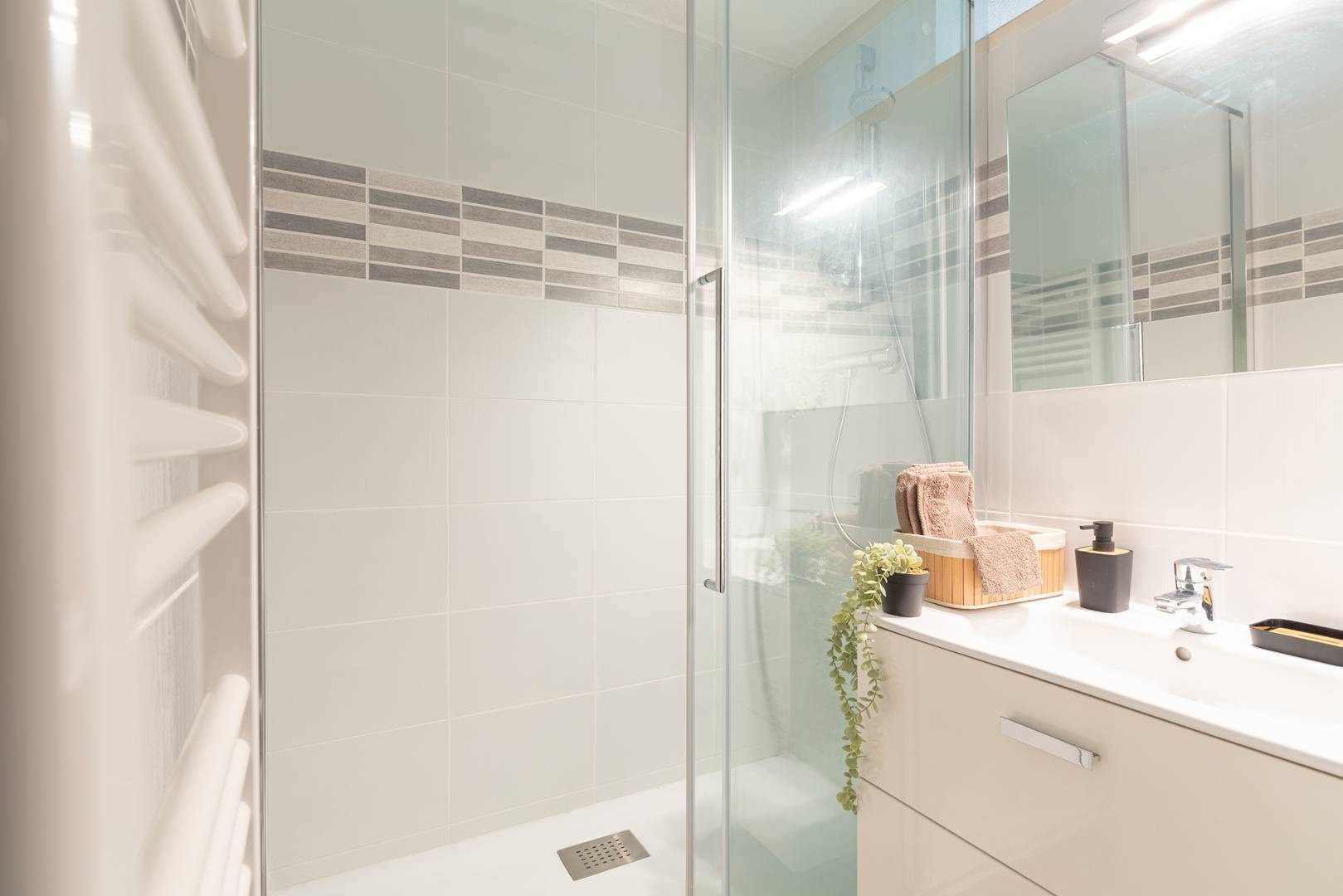 _clients_106517002_photos_623f_7912966