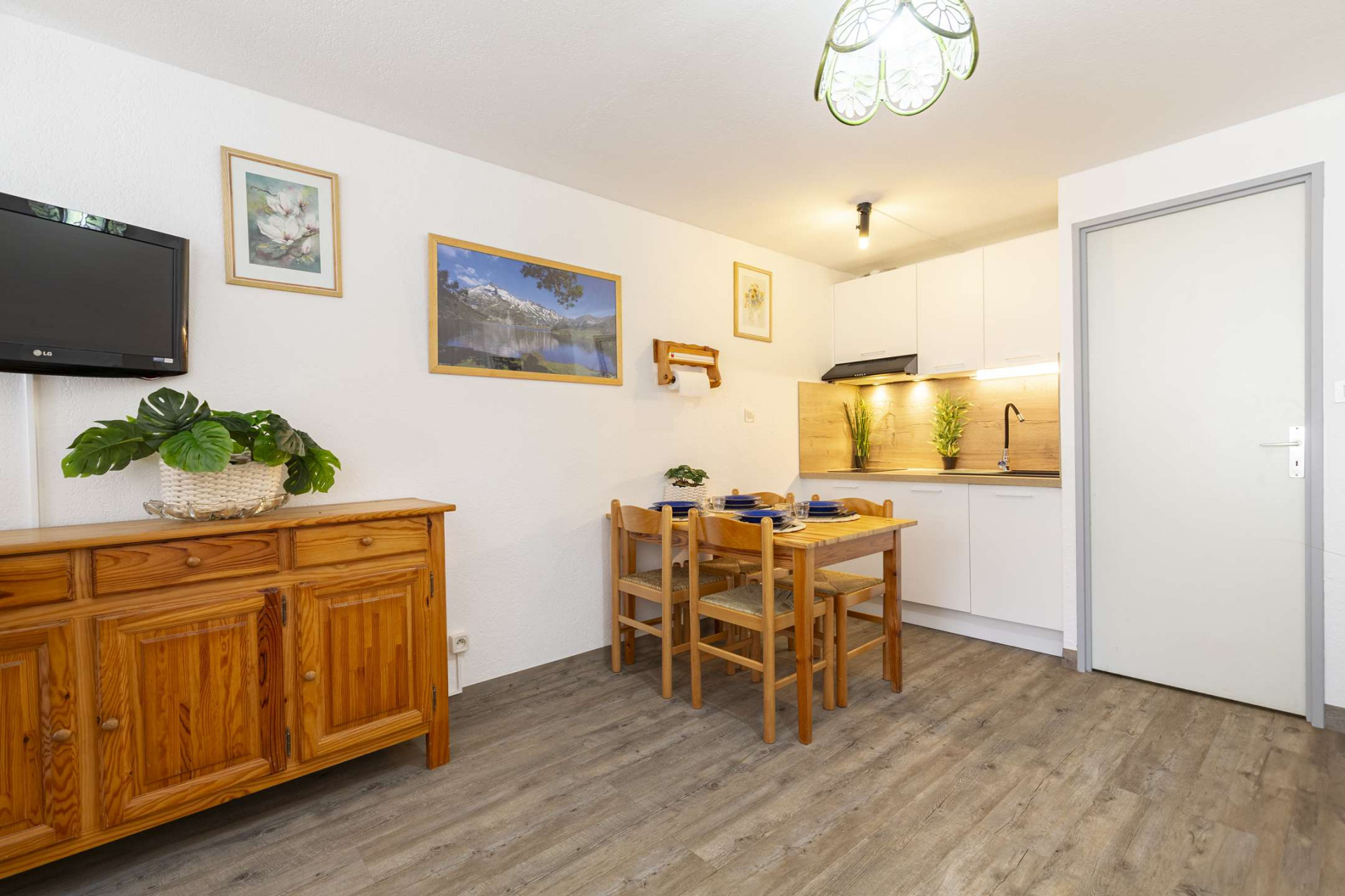 _clients_106517002_photos_625a_7730953 _clients_106517002_photos_625a_7730953