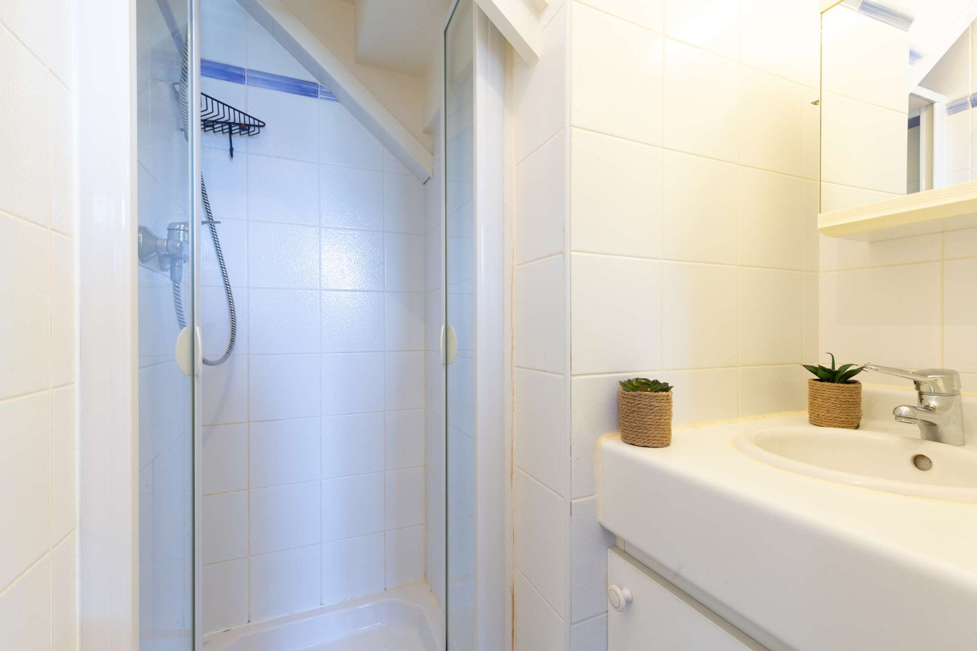 _clients_106517002_photos_92e_8489074 _clients_106517002_photos_92e_8489074