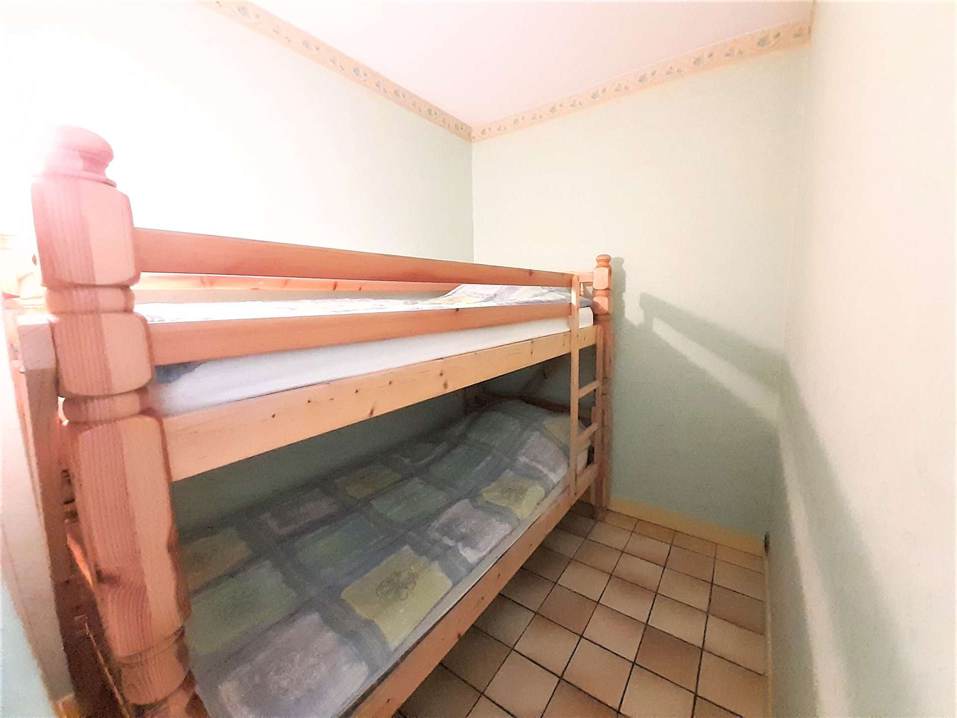 _clients_106517003_photos_242j_8597954