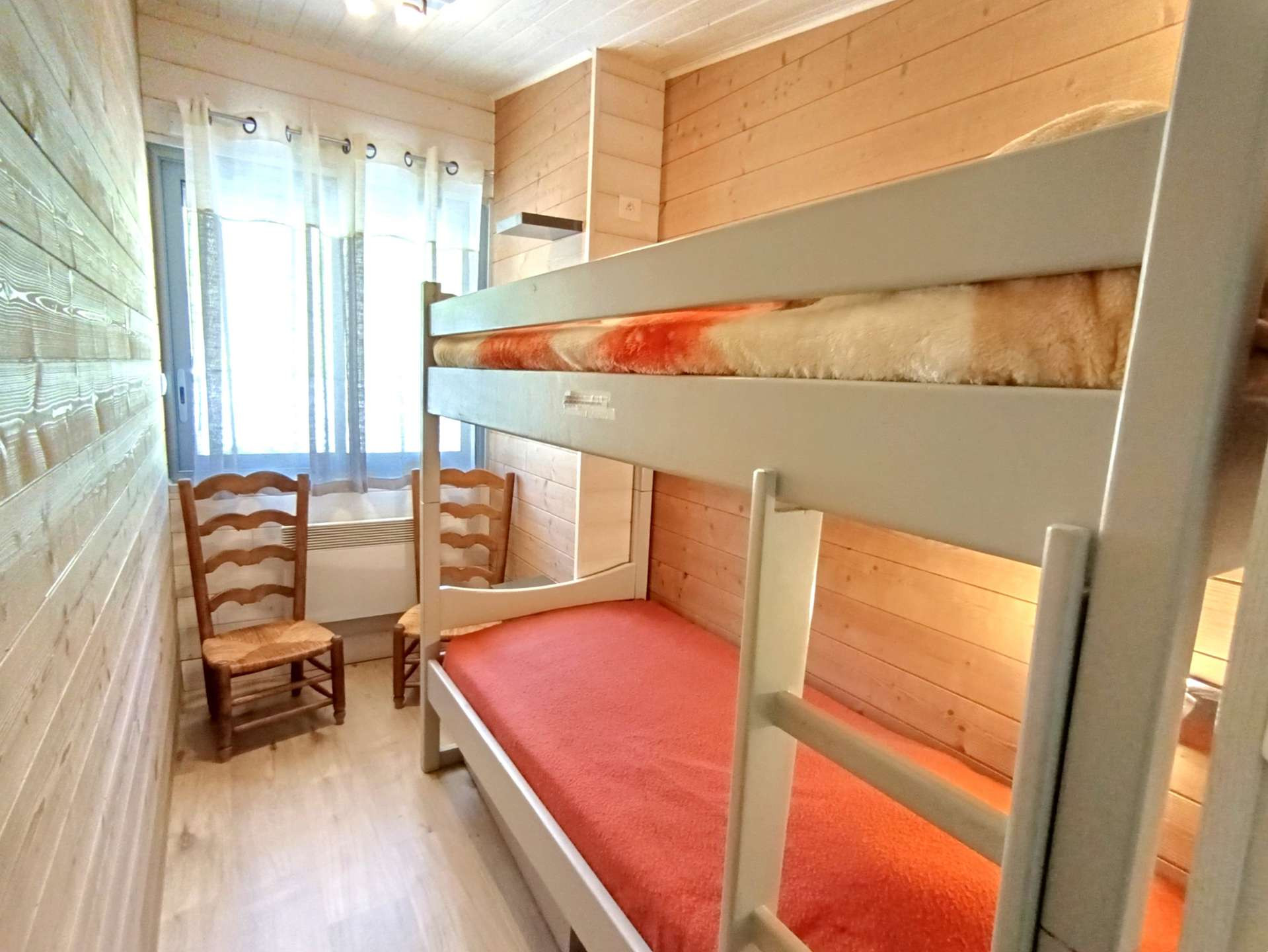 _clients_106517003_photos_352l_8441909