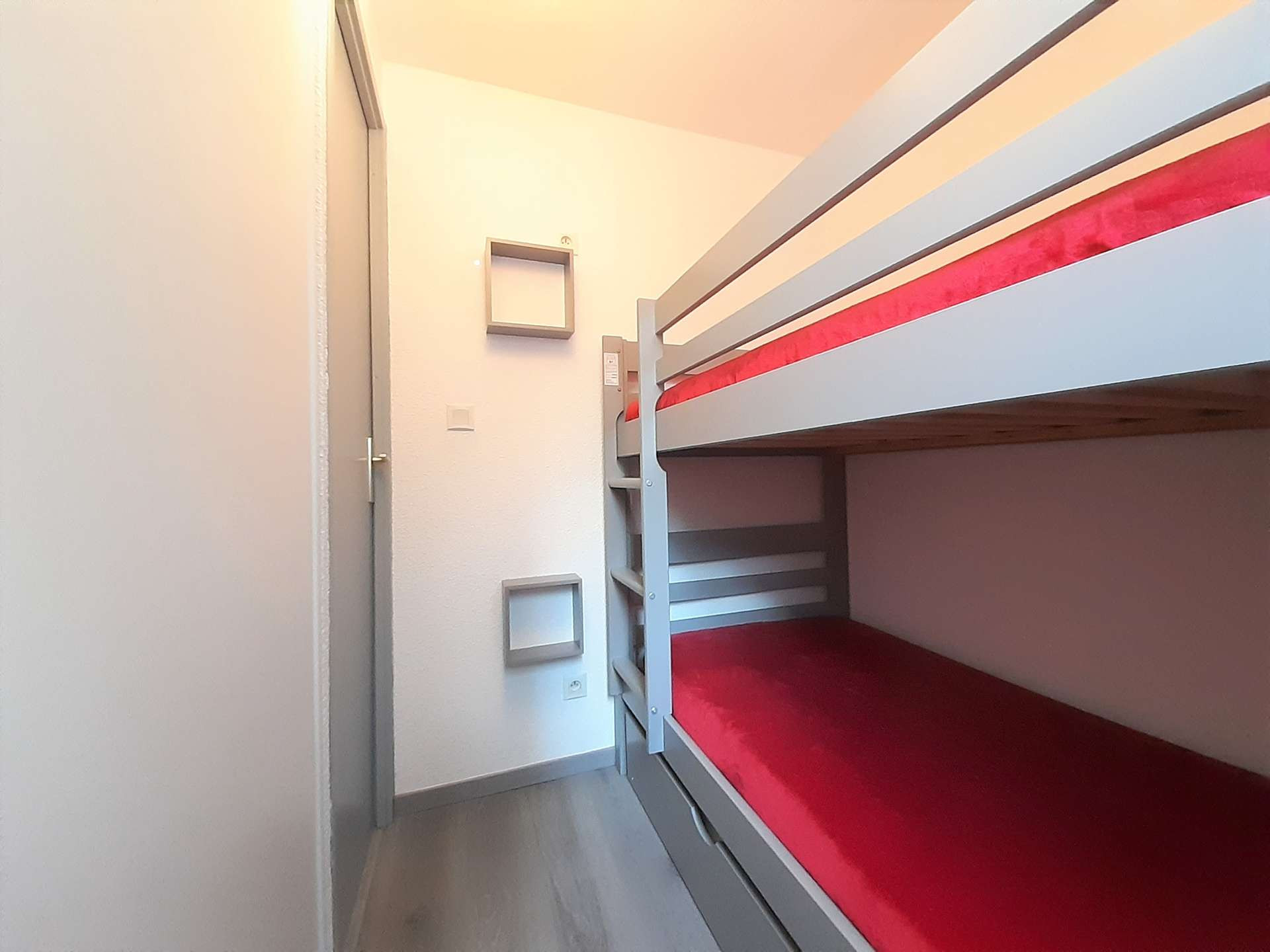 _clients_106517003_photos_748j_7732983