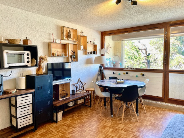 image7-8453047 image7-8453047