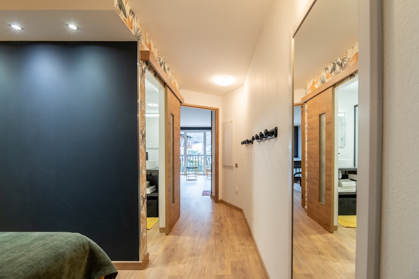 petv-appt203-07-7944192