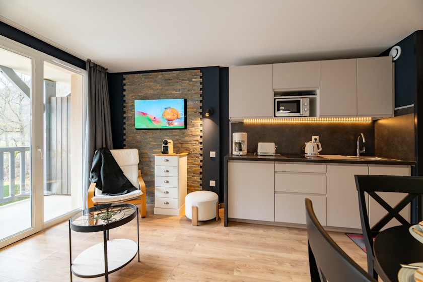 petv-appt203-17-7944195