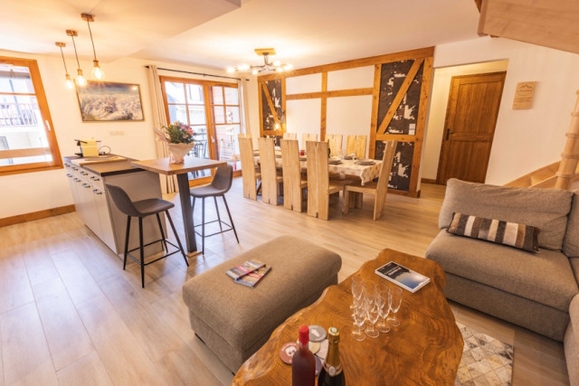 230 232 lerioumajou salon 2 web