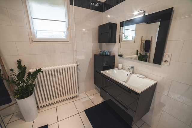 4 Fabienne FOURCADE sdb 1 web 4 Fabienne FOURCADE sdb 1 web