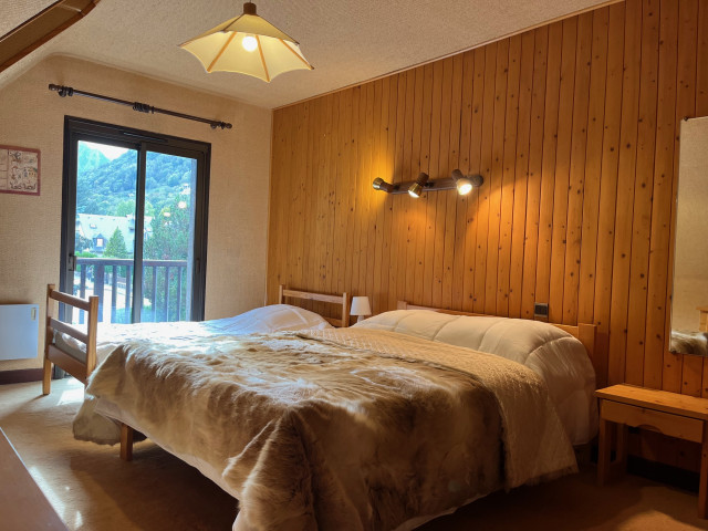 Indivision Prat chambre 1 Indivision Prat chambre 1