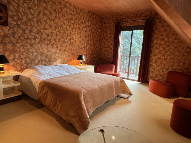 Indivision Prat chambre 3 Indivision Prat chambre 3