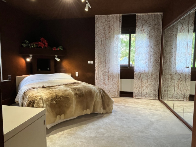 Indivision Prat chambre 4 Indivision Prat chambre 4