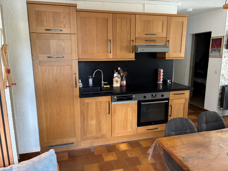 IMG_3740 (2) IMG_3740 (2)