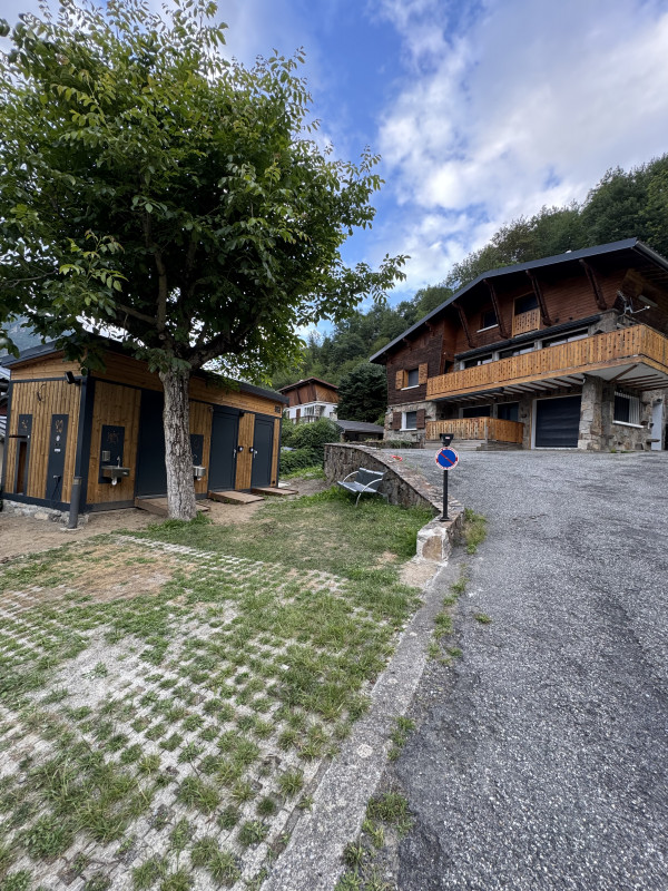Photo Ensemble CycloBox et Chalet