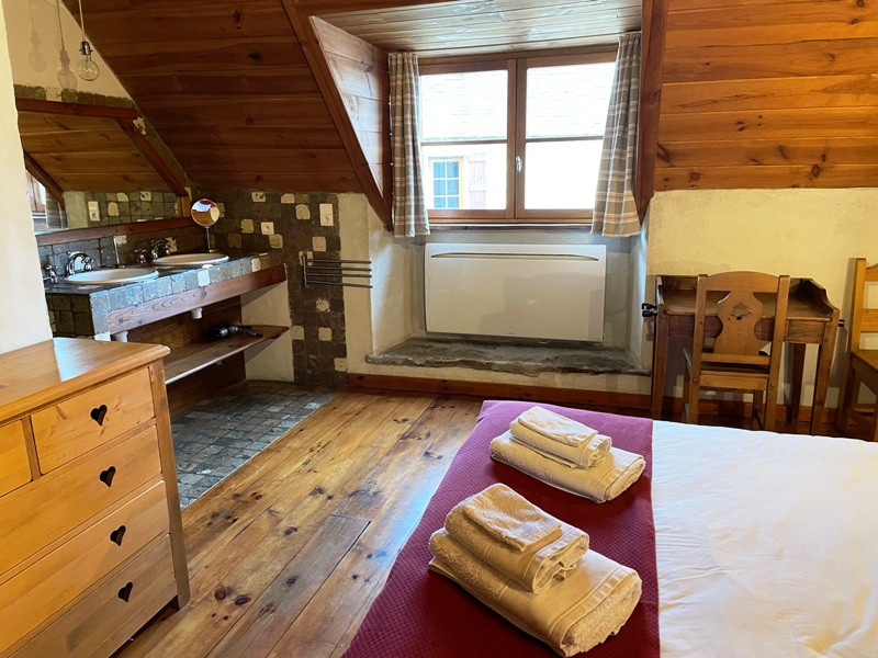 VIELLARD ferme soulan marmotte chambre3_11