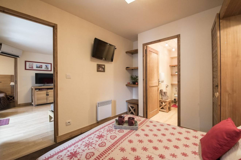 _clients_106517002_photos_102k_7757575 _clients_106517002_photos_102k_7757575