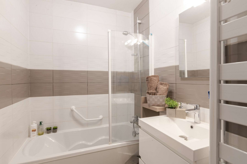 _clients_106517002_photos_144h_7823877