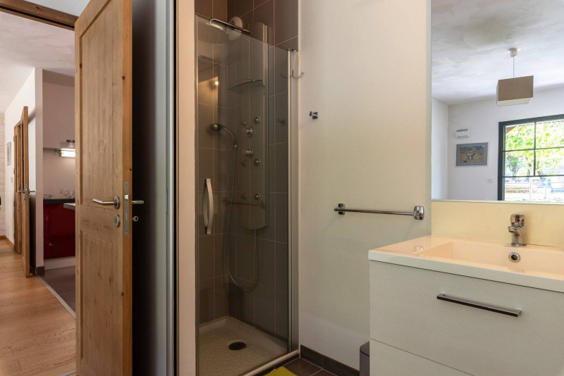 _clients_106517002_photos_168i_9350446 _clients_106517002_photos_168i_9350446